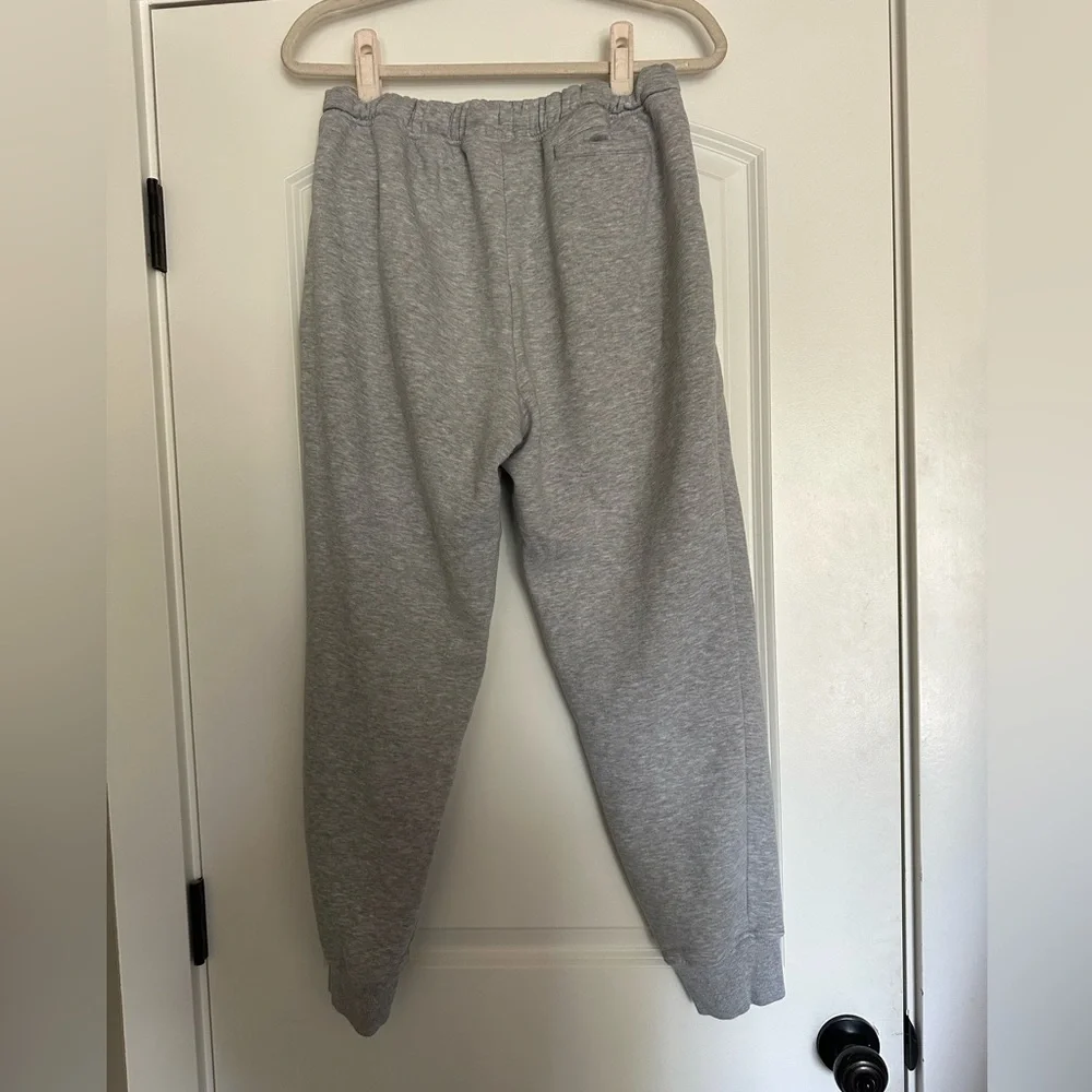 North face sweats - Picture 2 of 3